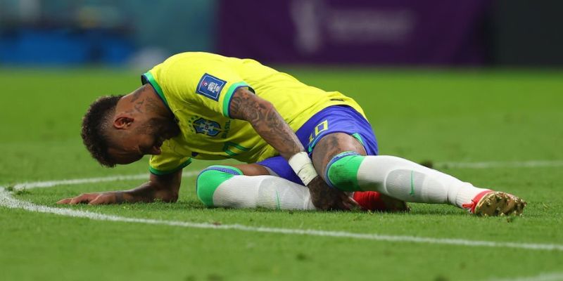 Chấn thương và những lần vắng mặt đáng tiếc của Neymar Jr